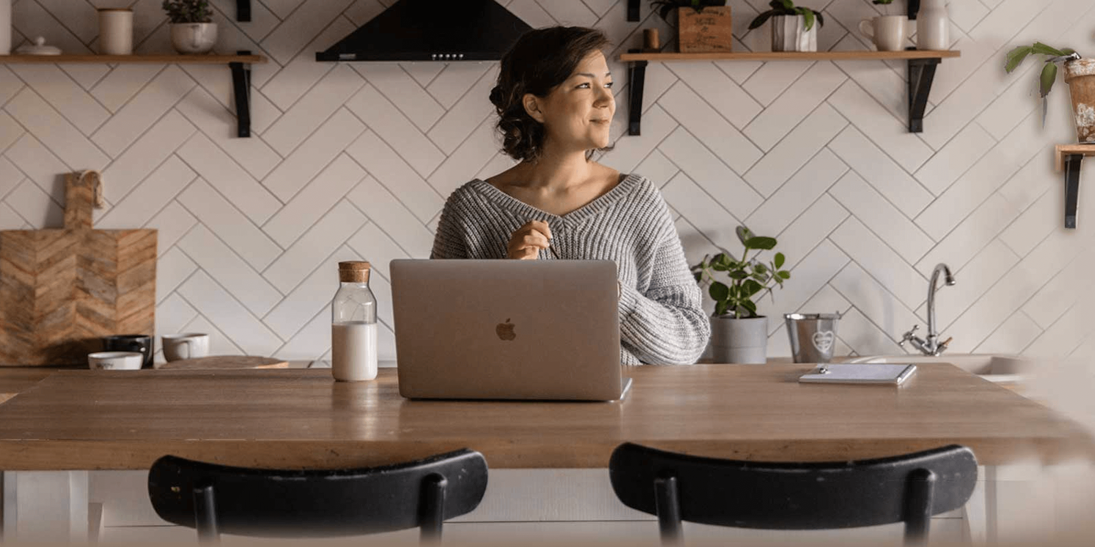 Mijn keukentafel is mijn nieuwe kantoor Mijn keukentafel is mijn nieuwe kantoor